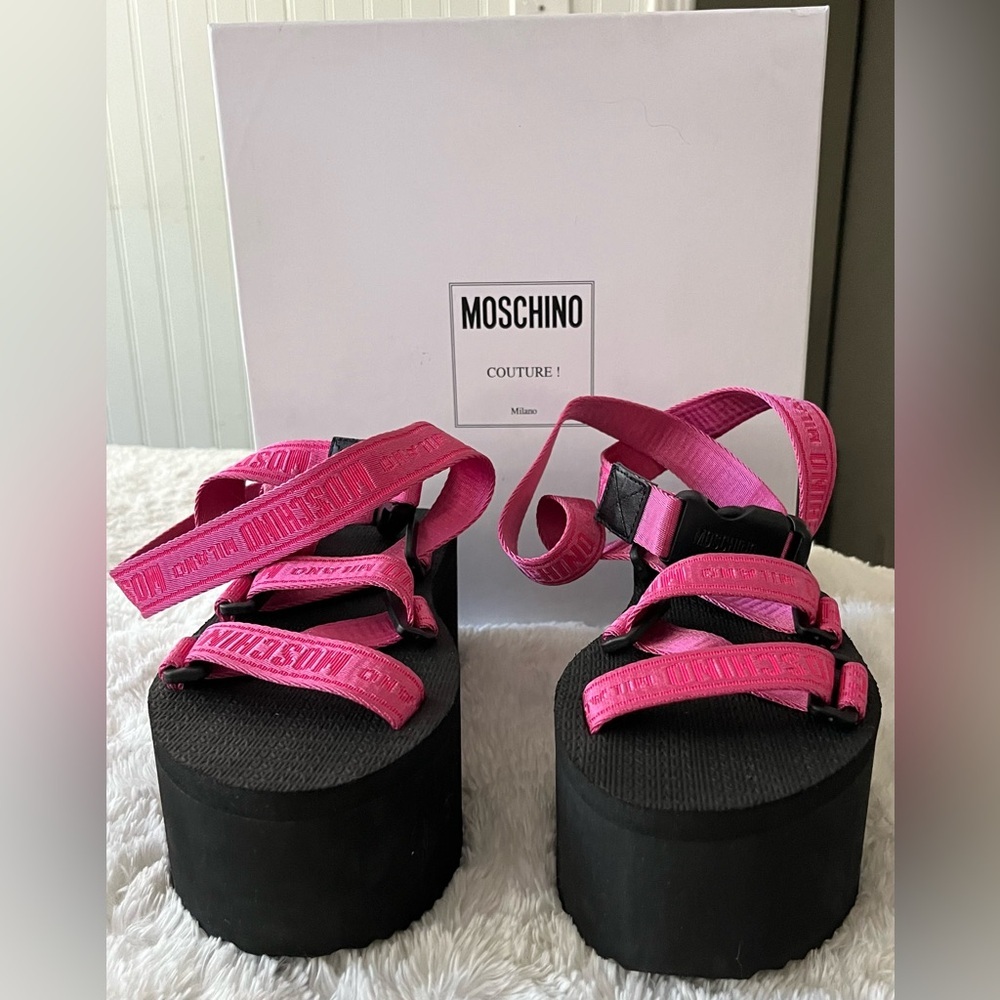 16145766 Moschino Logo Strap Platform Sandals Women’s size 39/8.5 Authenticated